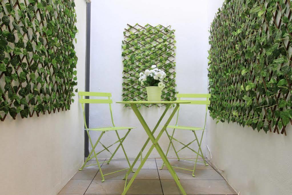 Apartamentos Inside Alhacaba Гранада Екстер'єр фото